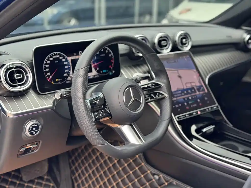 Mercedes-Benz C-Class — миниатюра 9