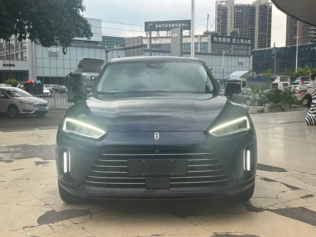 AITO AITO M5 — миниатюра 2