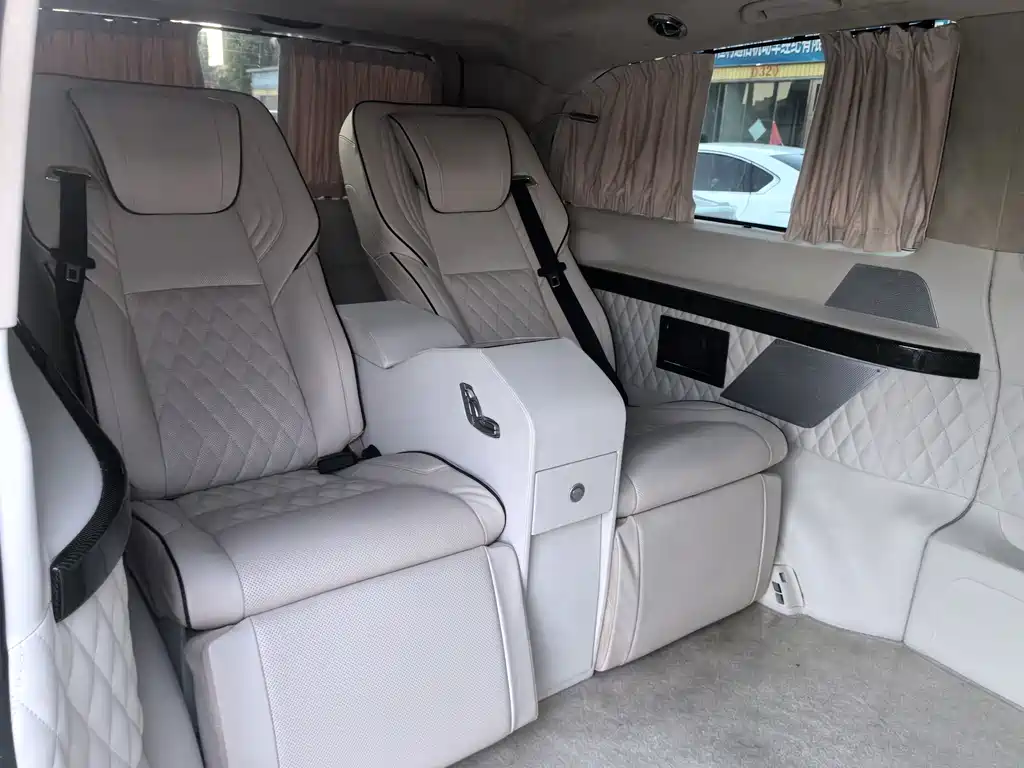 Mercedes-Benz Vito — миниатюра 14