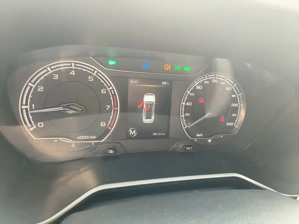 Geely Vision X6 — миниатюра 12