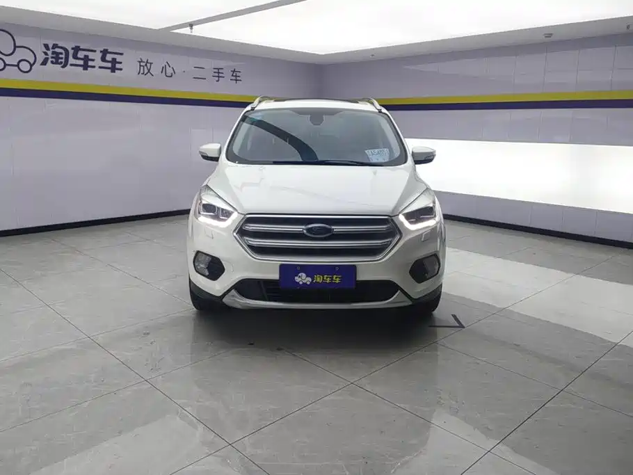 Ford Kuga — миниатюра 2