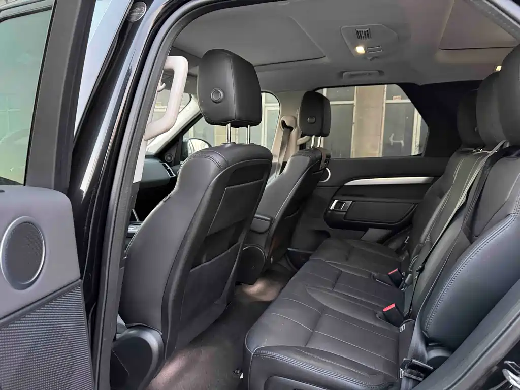 Land Rover Discovery 2020 3.0 SC V6 30