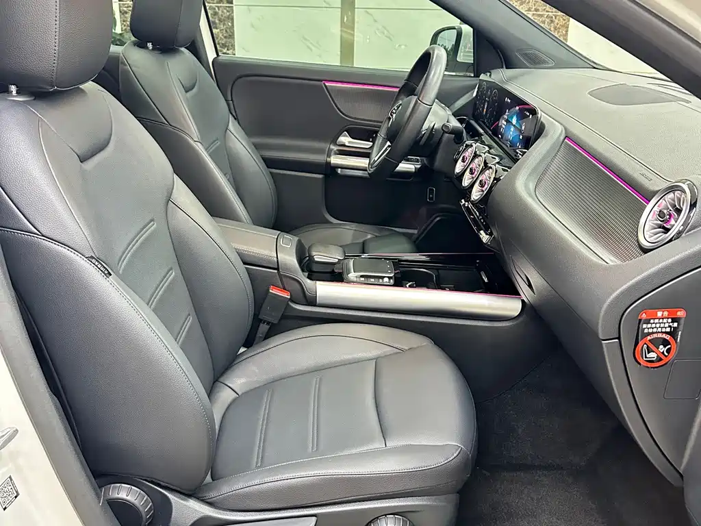 Mercedes-Benz GLA — миниатюра 9