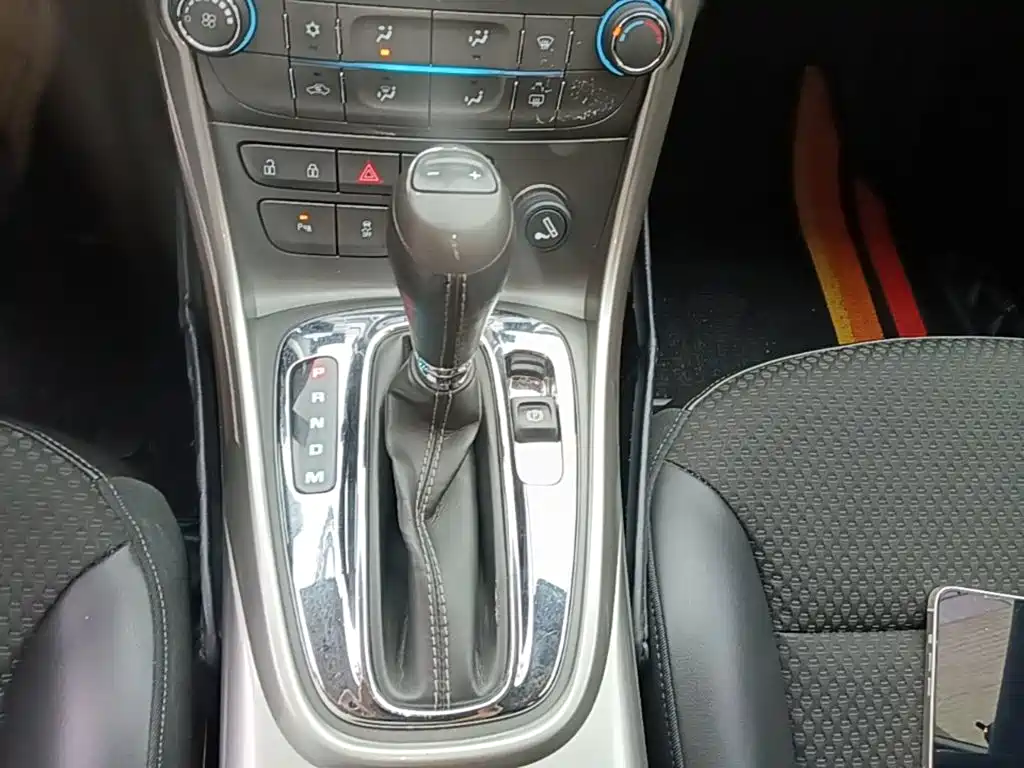 Chevrolet Malibu — миниатюра 14