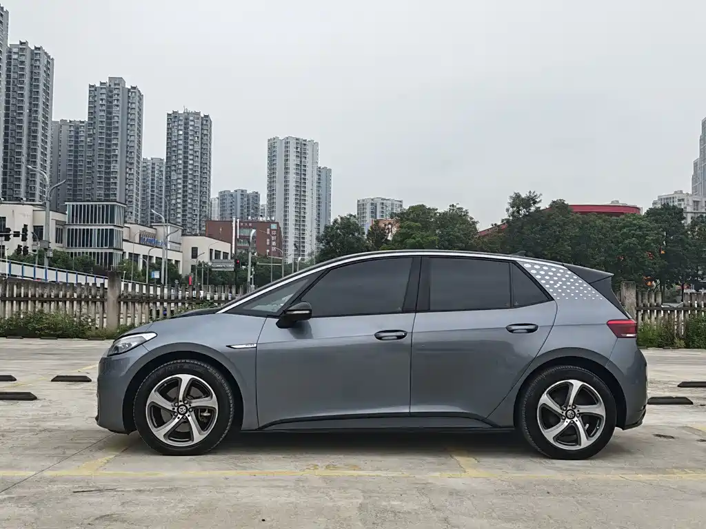 Volkswagen ID.3 — миниатюра 3