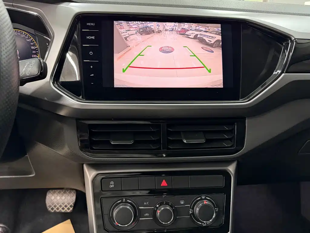 Volkswagen T-Cross — миниатюра 8