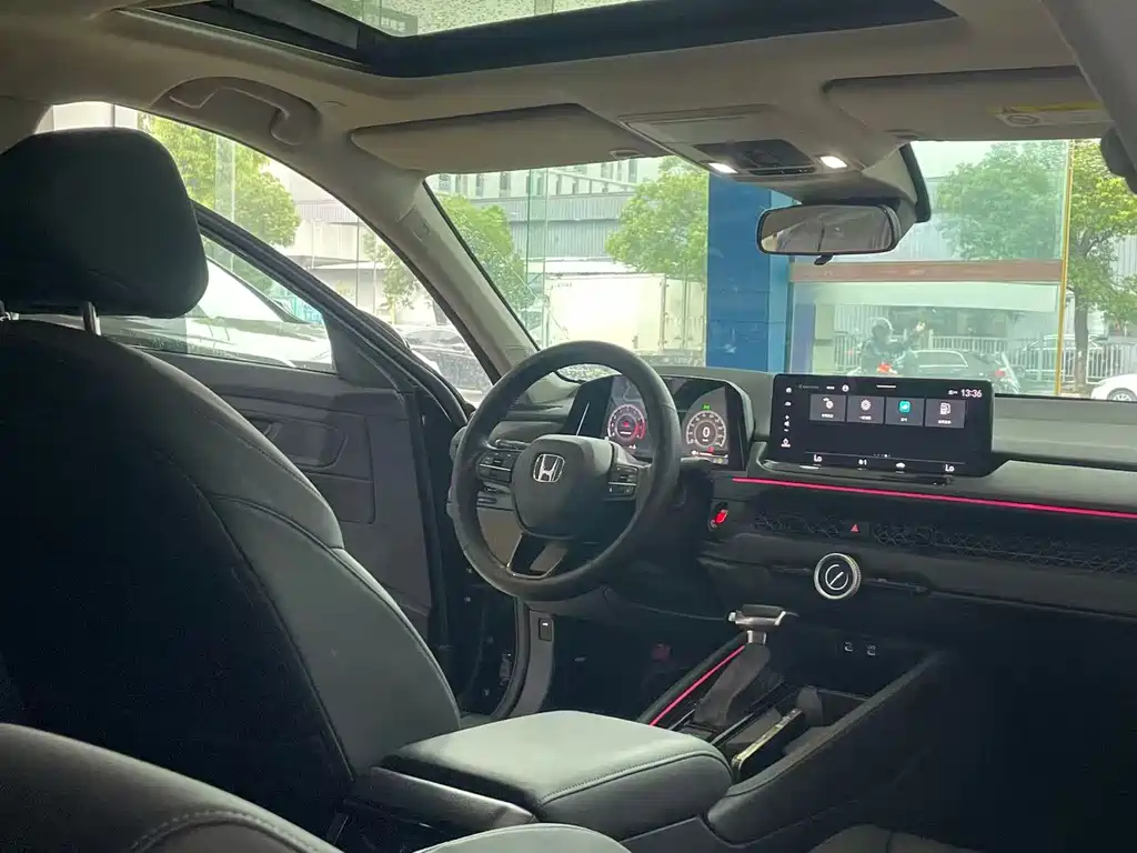Honda Accord — миниатюра 5