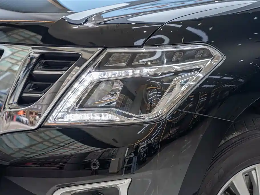 Nissan Terra 2019 4.0L AT