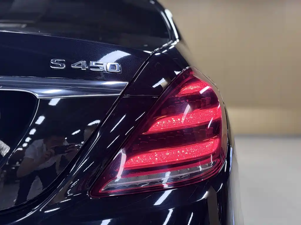 Mercedes-Benz S-Class — миниатюра 10