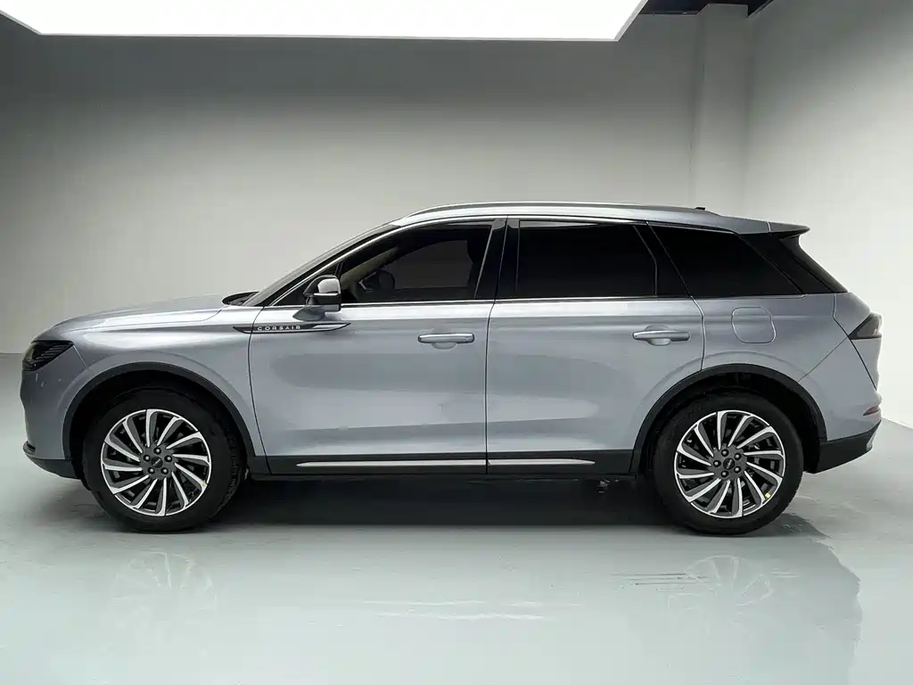 Lincoln Corsair 2.0T 2WD Elegant Edition, фото 2