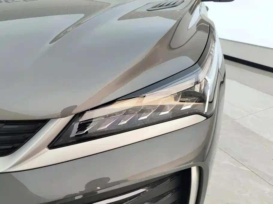 Geely Binyue — миниатюра 5