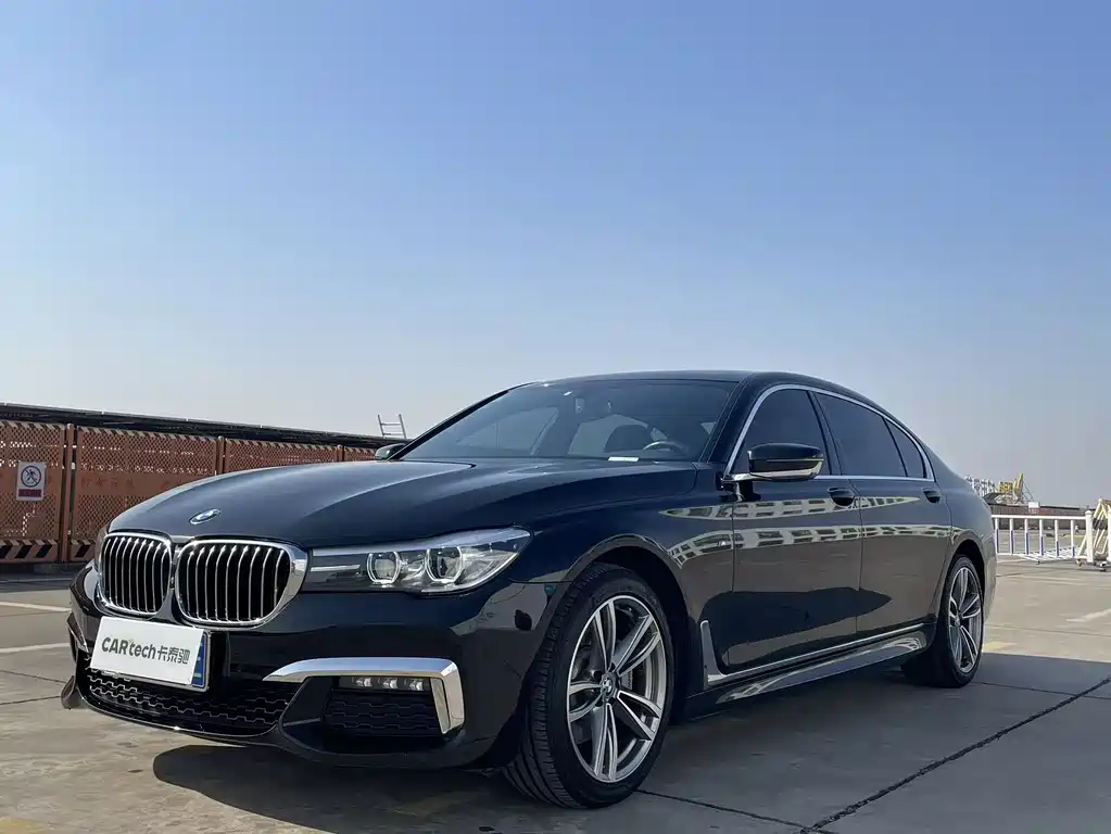 BMW 7 SERIES
