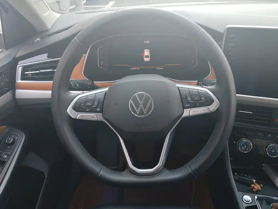 Volkswagen Bora — миниатюра 15