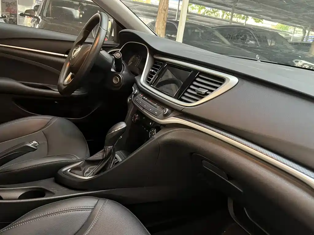 Buick Excelle — миниатюра 12
