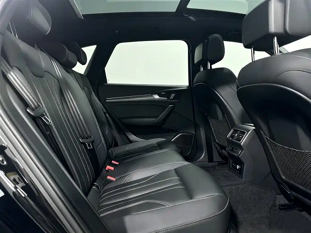 Audi Q5L — миниатюра 6