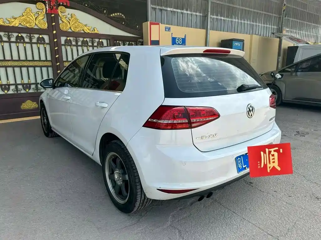 Volkswagen Golf — миниатюра 4