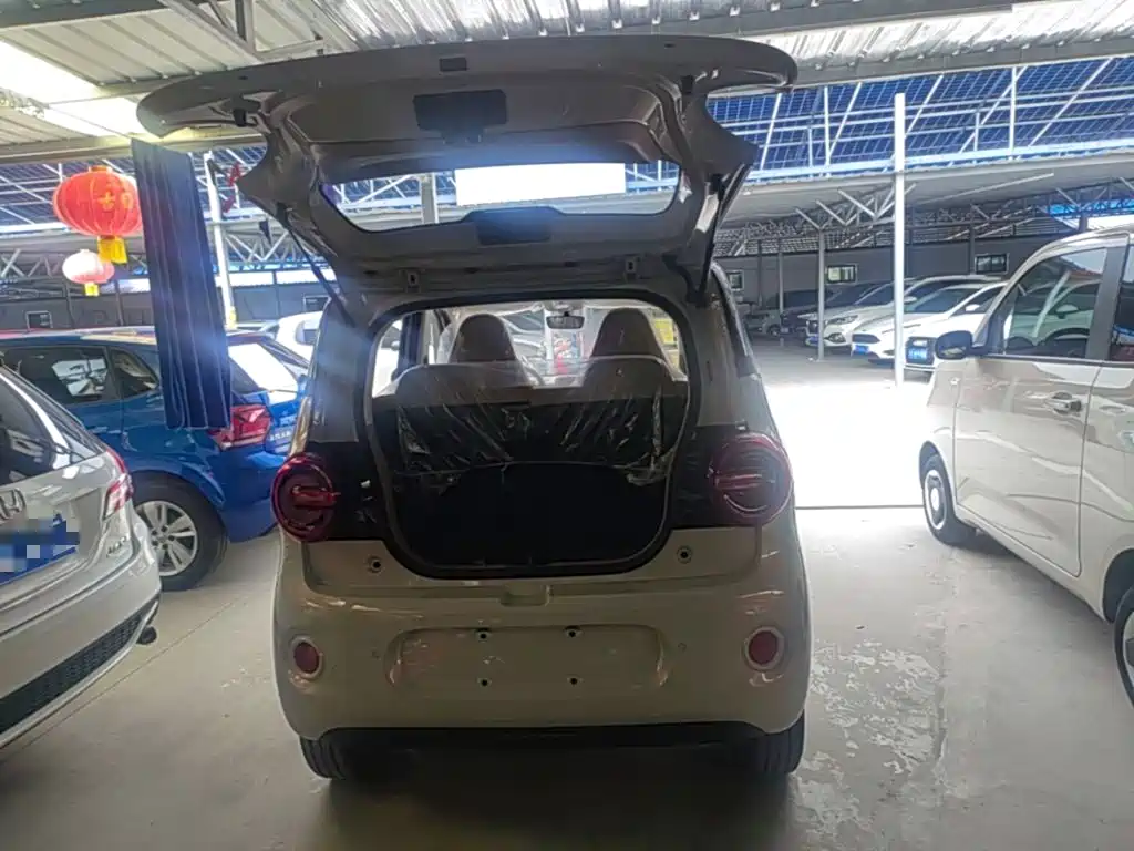 Wuling MINIEV — миниатюра 19