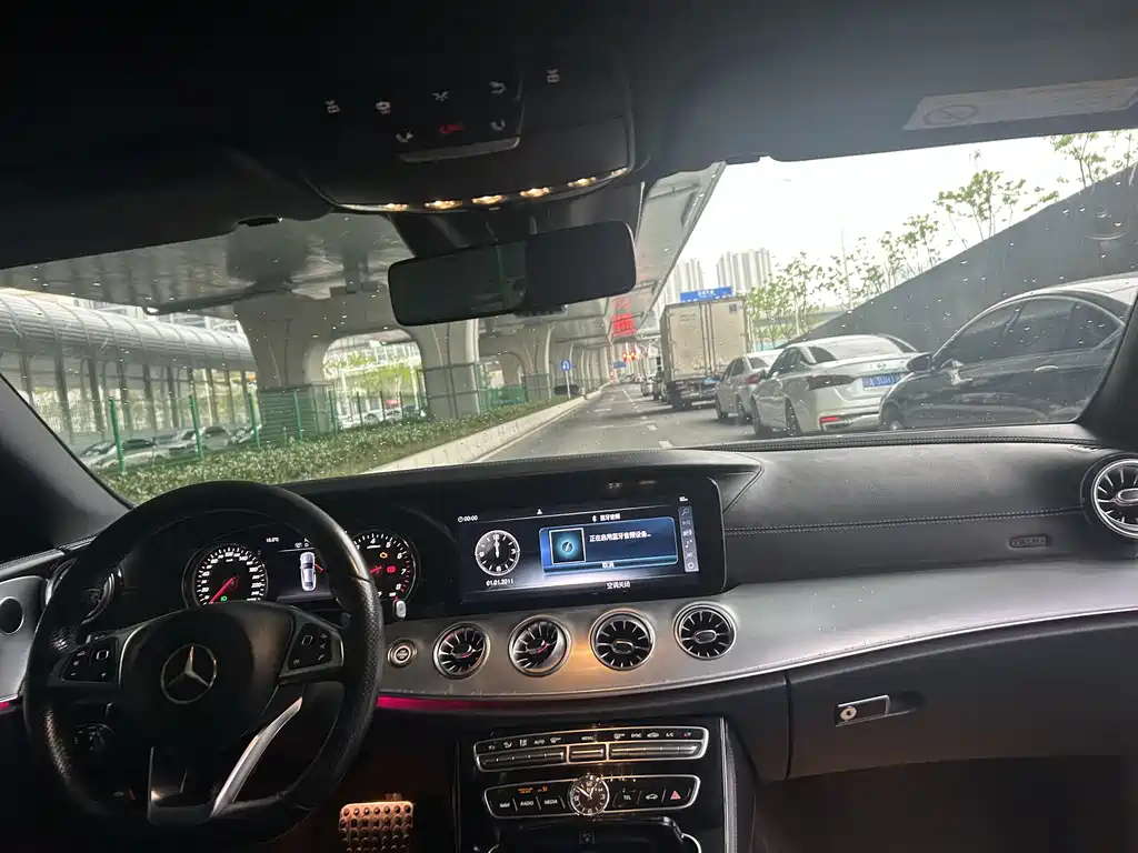 Mercedes-Benz E-Class E 2017 E 200 4MATIC