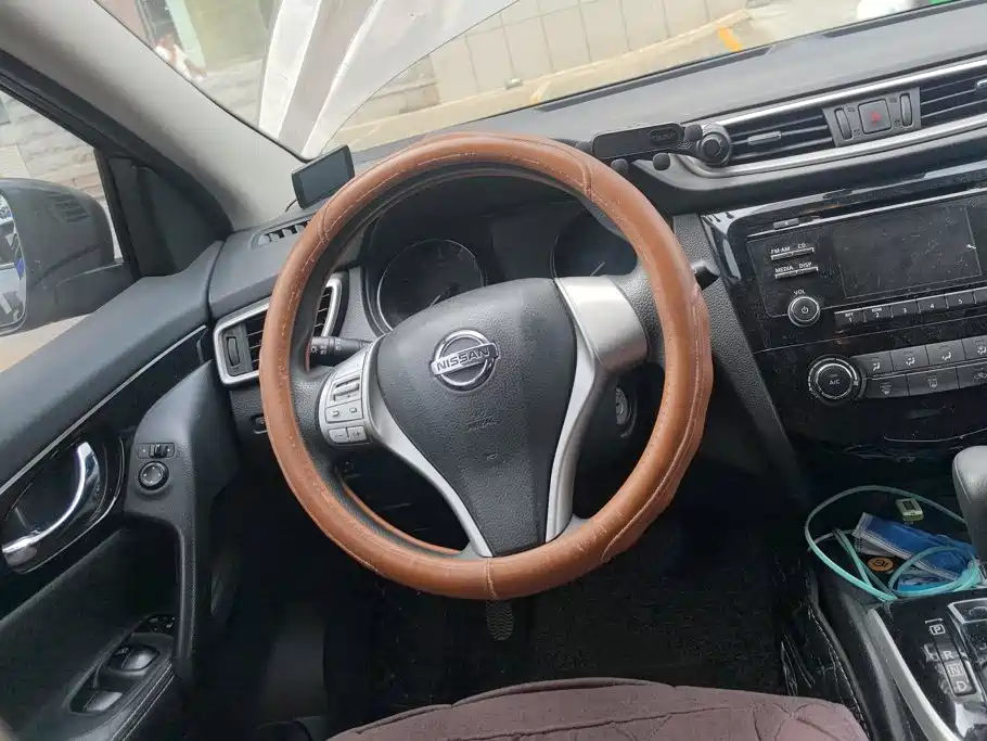 Nissan Qashqai — миниатюра 15