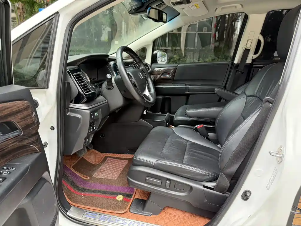Honda Elysion — миниатюра 4