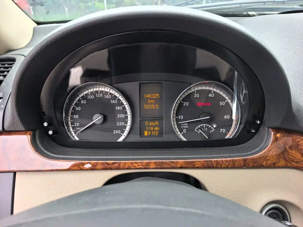Mercedes-Benz Viano — миниатюра 13