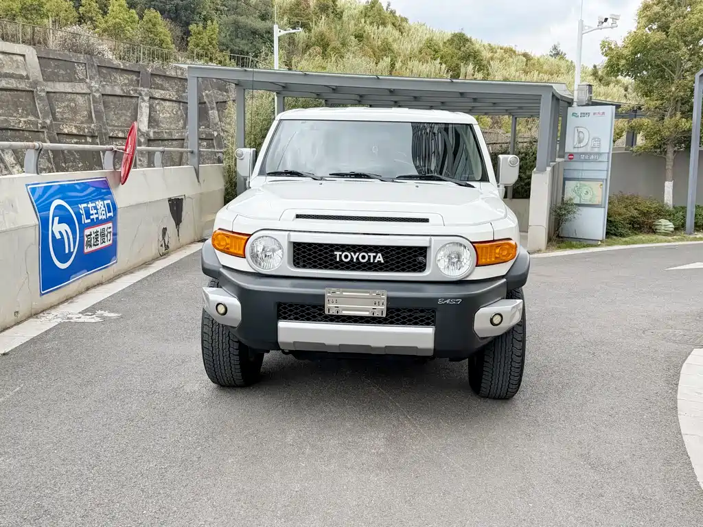 Toyota FJ Cruiser FJ 2019 4.0L