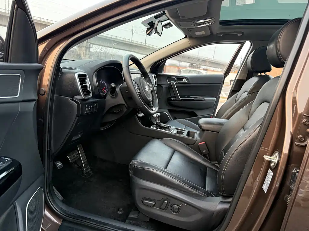 Kia KX5 2016 1.6T AT Premium
