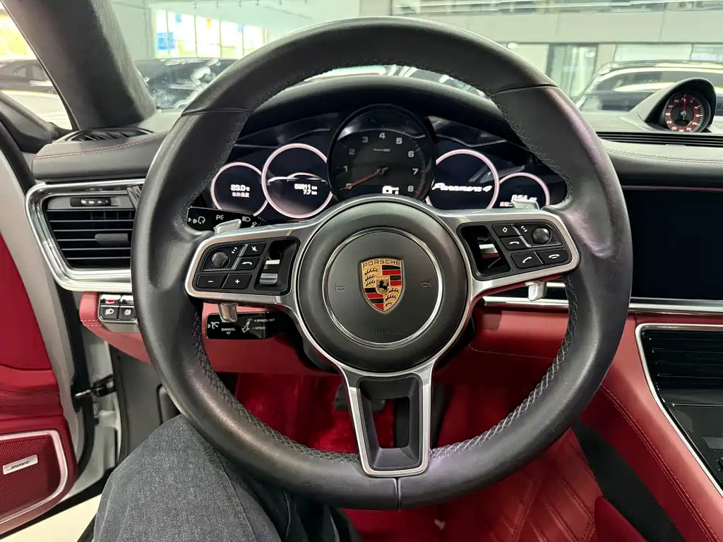 Porsche Panamera — миниатюра 5