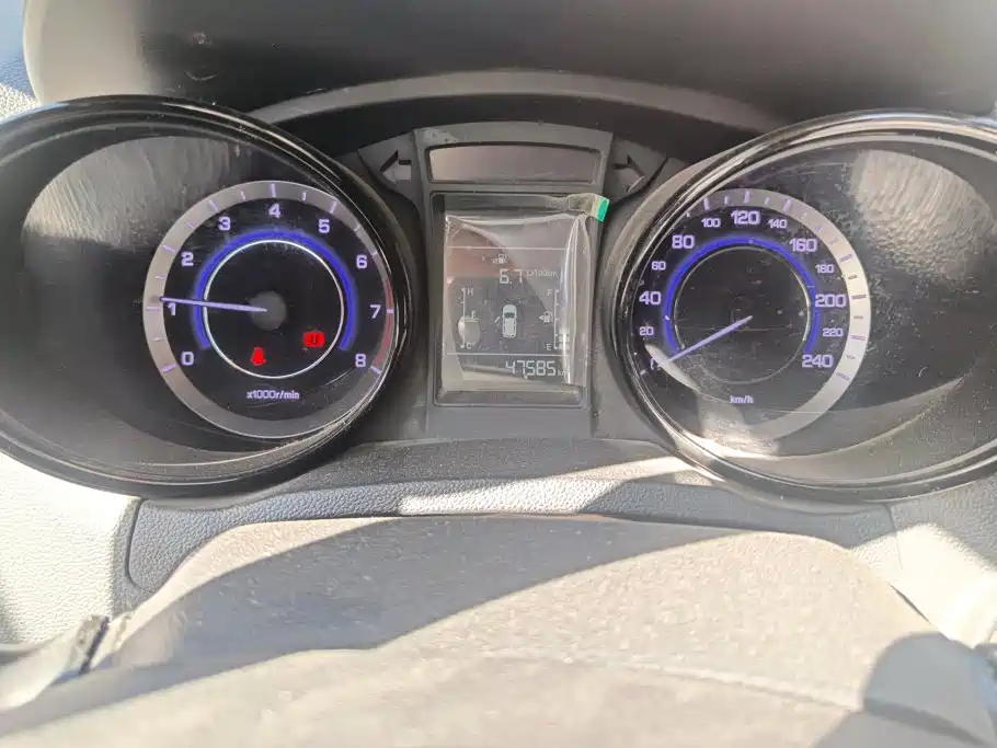 Changan CS15 — миниатюра 14