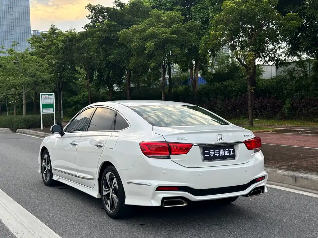 Honda Spirior — миниатюра 6