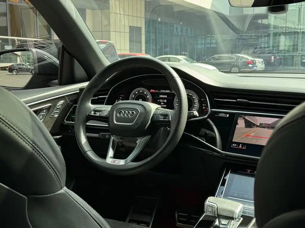 Audi Q8 2021 55 TFSI