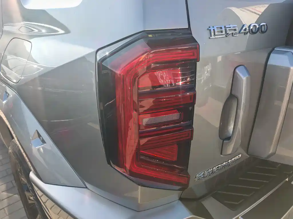 TANK TANK 400 NEW ENERGY