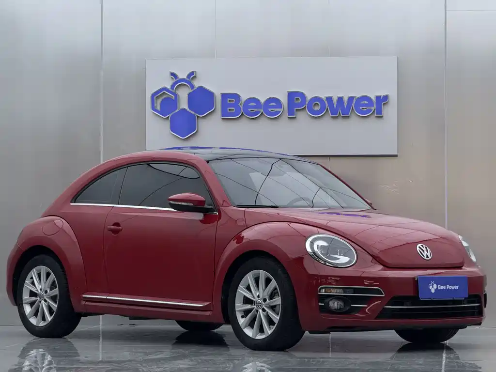 VOLKSWAGEN BEETLE