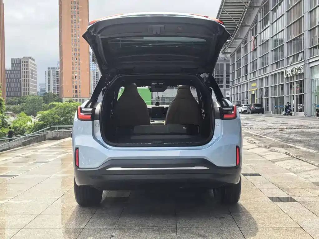NIO ES6 — миниатюра 14