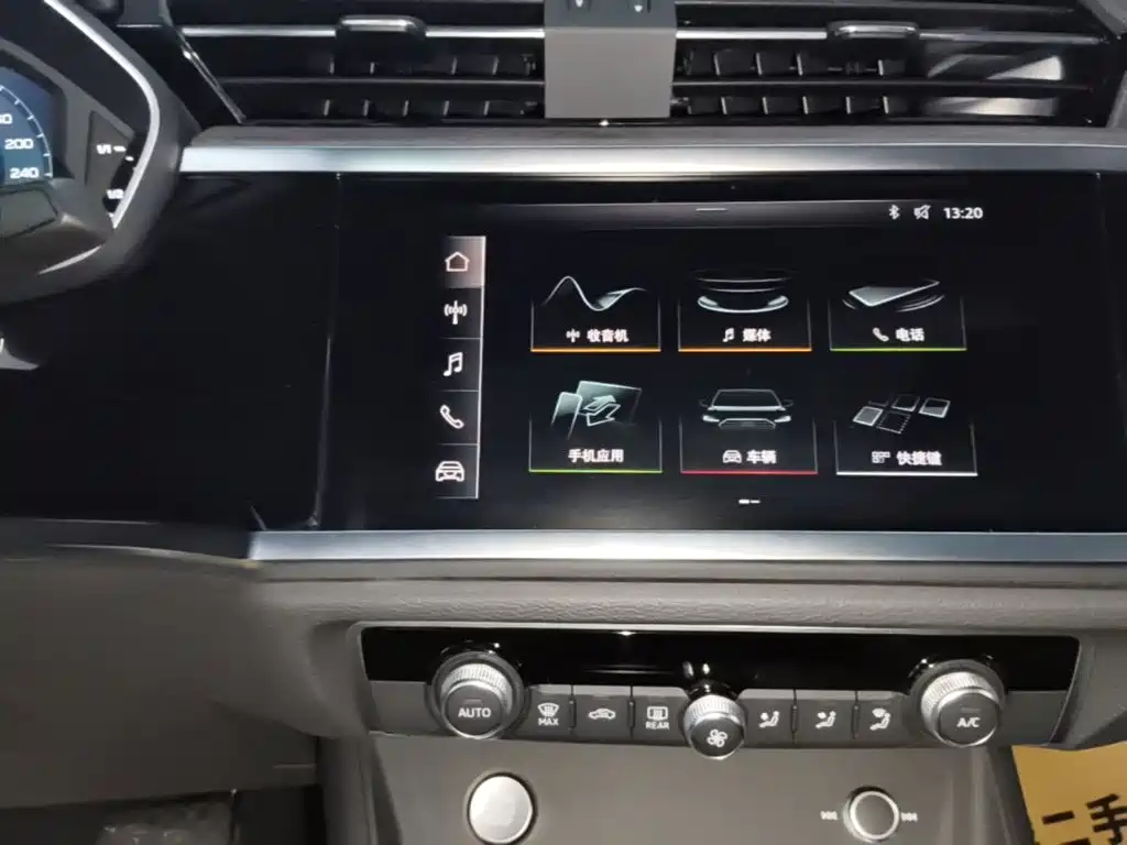 Audi Q3 — миниатюра 13