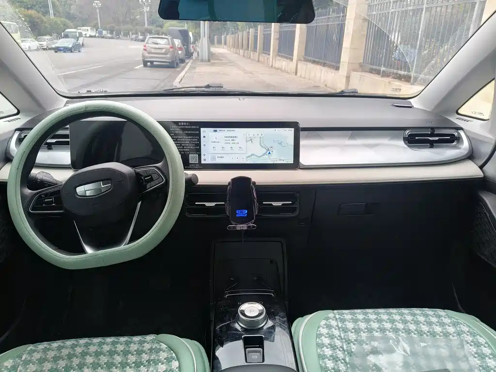 GEELY GEOMETRY E FIREFLY