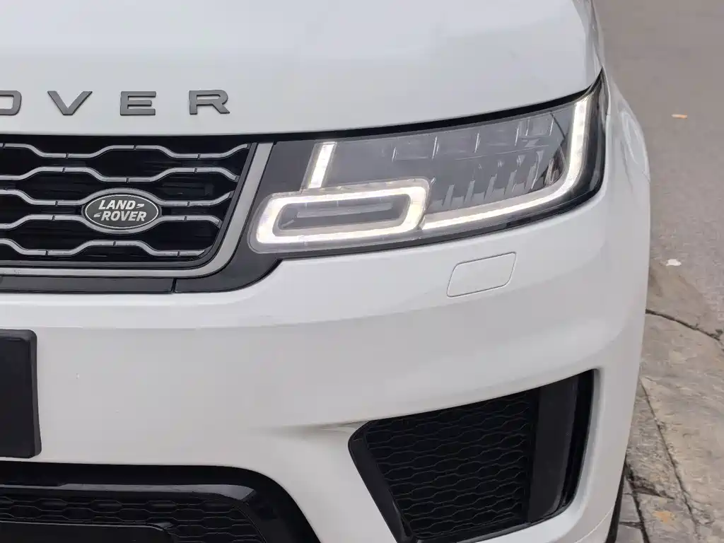 Land Rover Sport — миниатюра 5