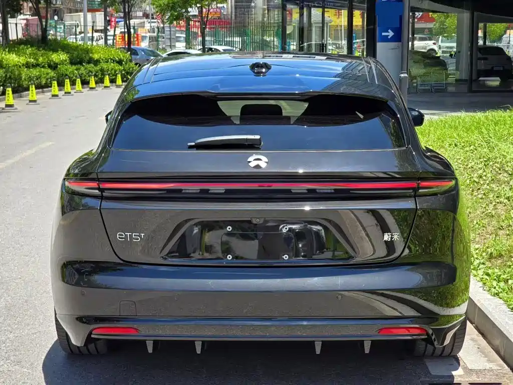 NIO ET5T 2025 75kWh Touring
