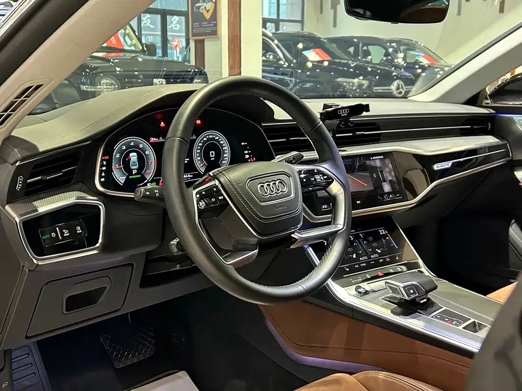AUDI A7L