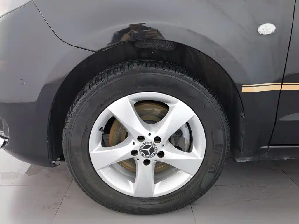 Mercedes-Benz Vito — миниатюра 17