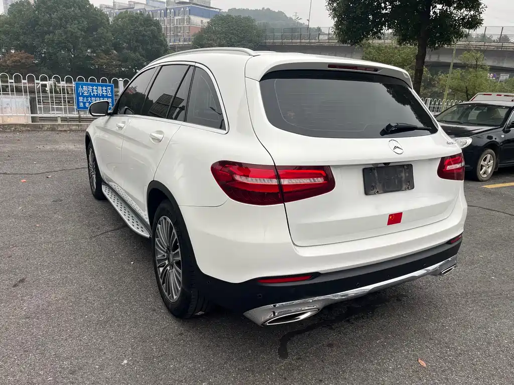 Mercedes-Benz GLC — миниатюра 5