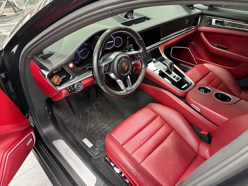 Porsche Panamera — миниатюра 4