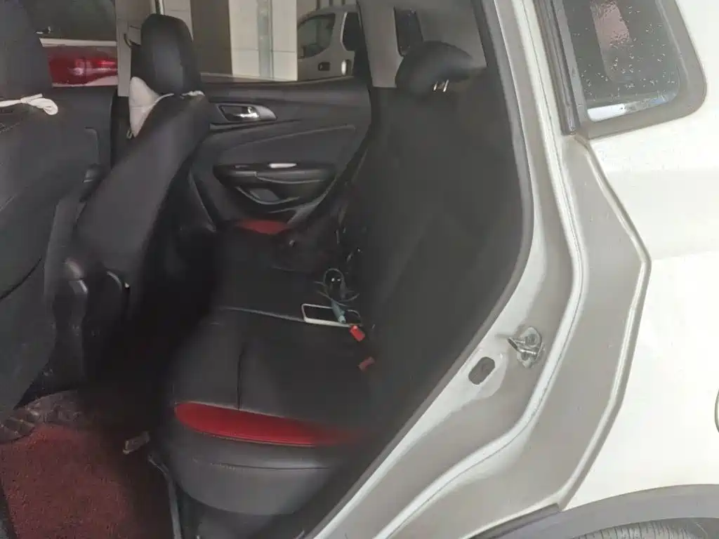Changan CS15 — миниатюра 15