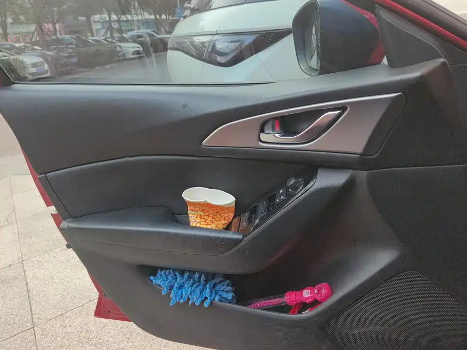 Mazda 3 Axela — миниатюра 7