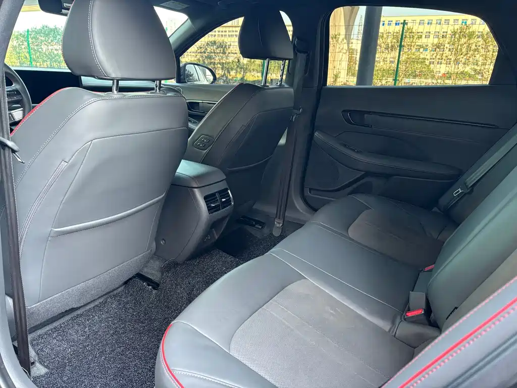 Hyundai Sonata — миниатюра 16