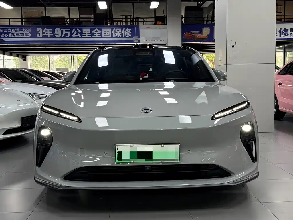 NIO ET5T — миниатюра 2