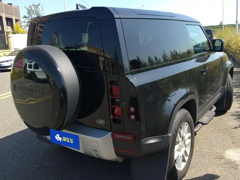 Land Rover Defender — миниатюра 3