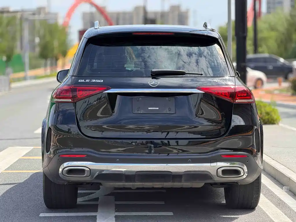 Mercedes-Benz GLE (Import) — миниатюра 9