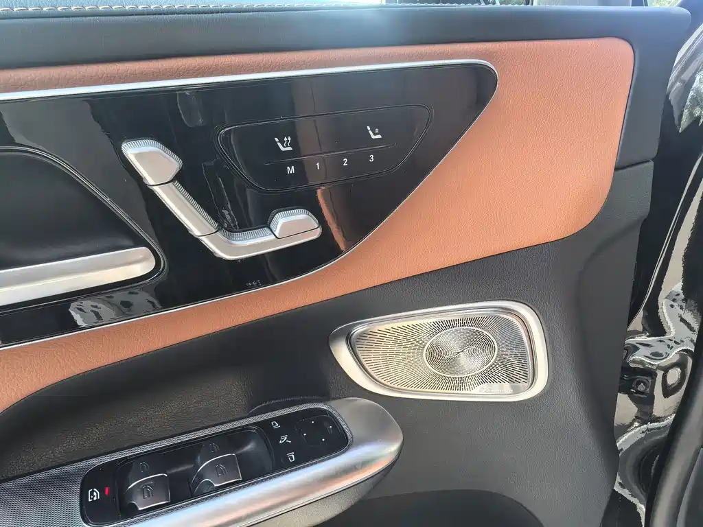 Mercedes-Benz GLC — миниатюра 7