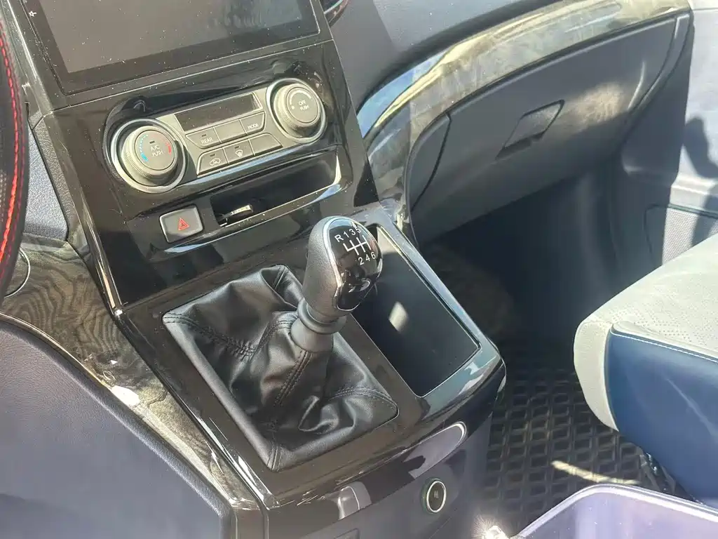 DONGFENG LINGZHI PLUS